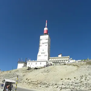https://les-vallons-holiday-home.fr-provencehotel.com