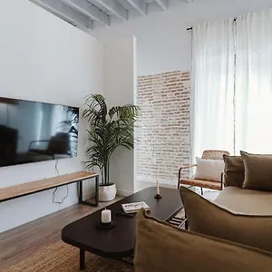 https://ol-puonrostro-bright-minimalist-central-home.es-andalucia.com