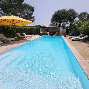 https://le-phoenix-de-sainte-victoire.fr-provencehotel.com
